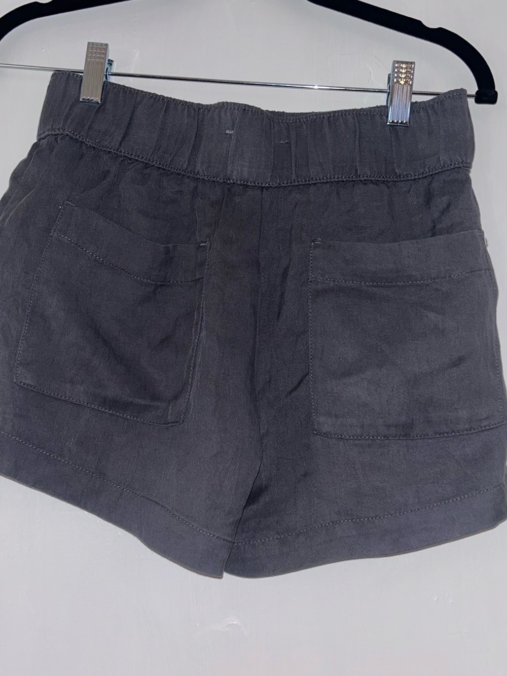 Rachel Zoe Charcoal High-Waist Elastic Shorts size xs inseam 3” rise 9”
